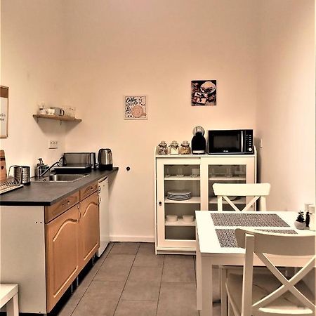 Quiet And Private Studio In The Center Apartment Budapest Luaran gambar